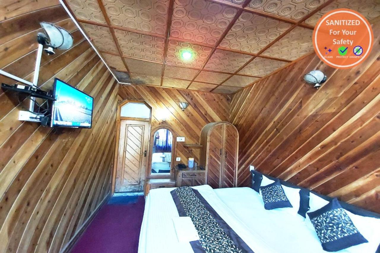 Goroomgo Luxury Stay Mall Road Nainital Εξωτερικό φωτογραφία