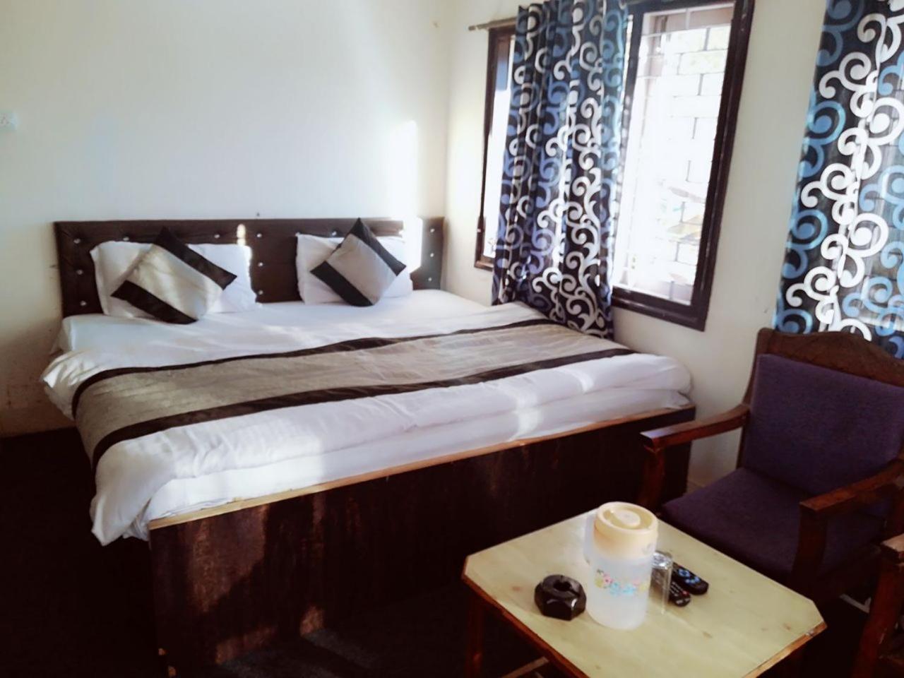 Goroomgo Luxury Stay Mall Road Nainital Εξωτερικό φωτογραφία